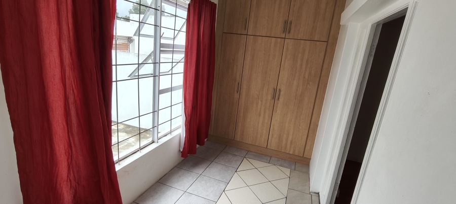 6 Bedroom Property for Sale in Cotswold Eastern Cape